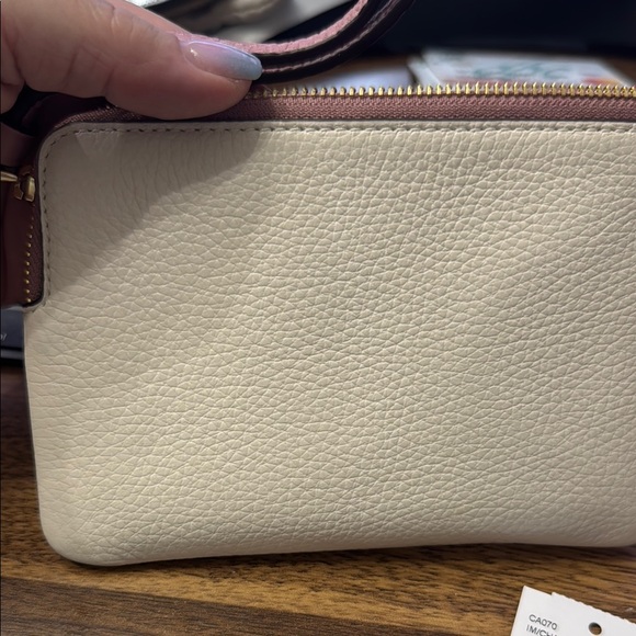 Coach Chalk Multi Wallet NWT - Picture 4 of 5